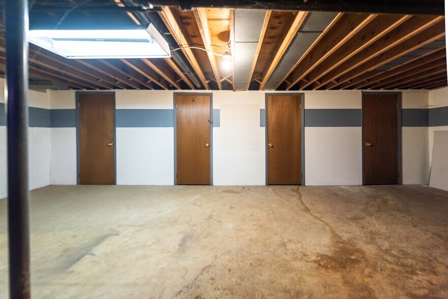 More Photos Of 839 34th St NW, Canton Apartments For Sale