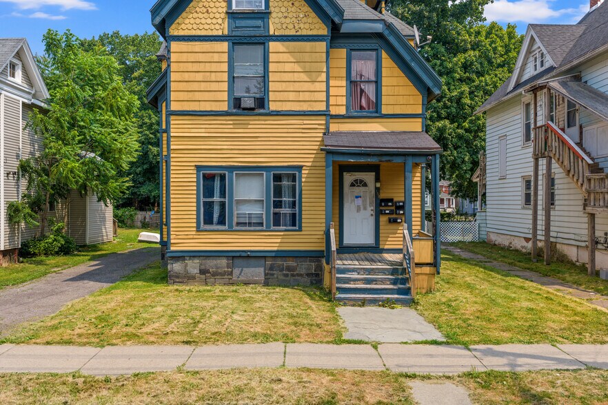 More Photos Of 158 Chapin St, Binghamton Apartments For Sale