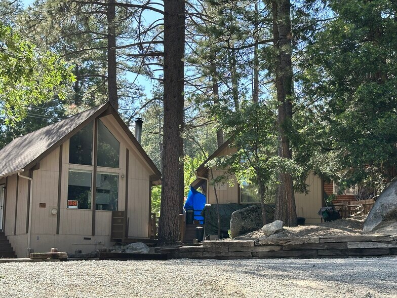 More Photos Of 26305 Delano Dr, Idyllwild-Pine Cove Apartments For Sale