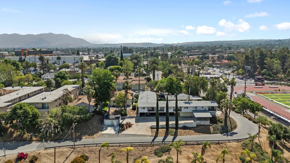 More Photos Of 4545-4581 Main St, Riverside Apartments For Sale