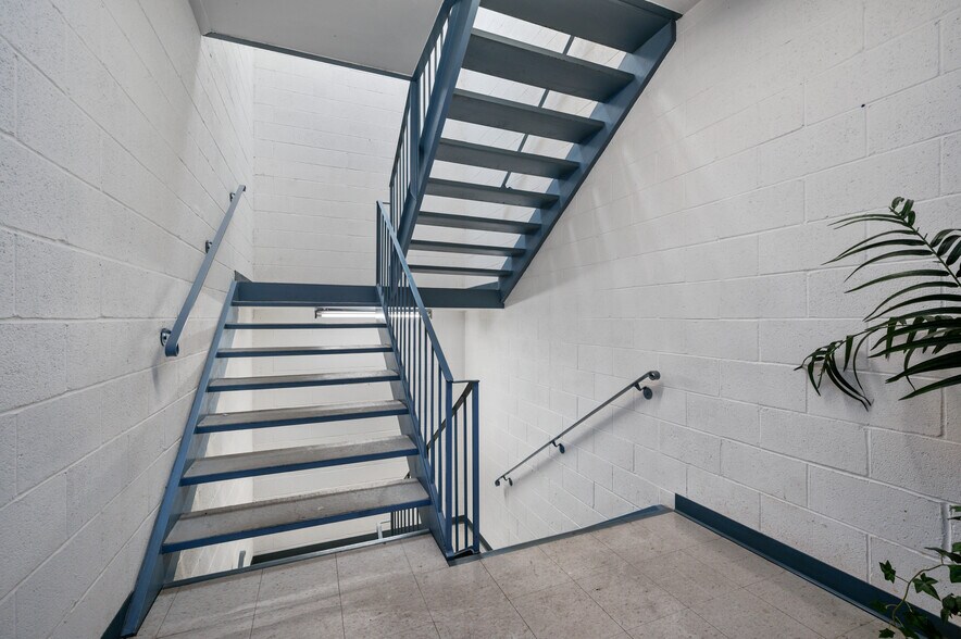 More Photos Of 123 Hamilton Ave, Turtle Creek Healthcare For Sale