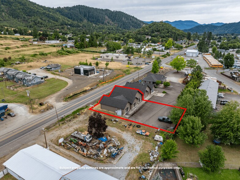 More Photos Of 209 S Old Pacific Hwy, Myrtle Creek Office For Sale