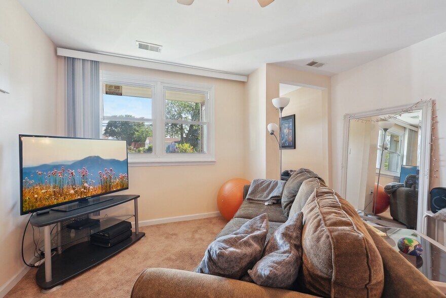 More Photos Of , Levittown General Retail For Sale