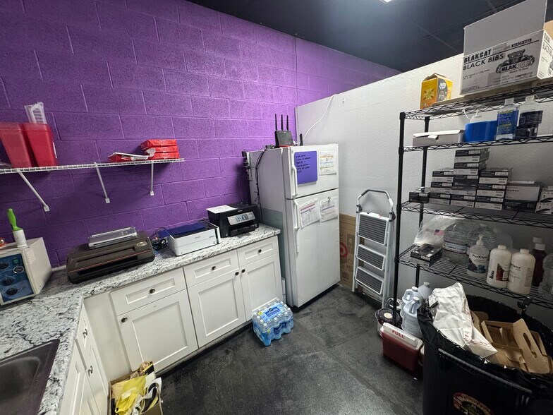 More Photos Of 5057 E McKellips Rd, Mesa General Retail For Lease