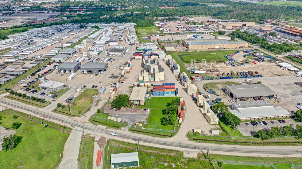 More Photos Of 3807 Oates Rd, Houston Land For Lease