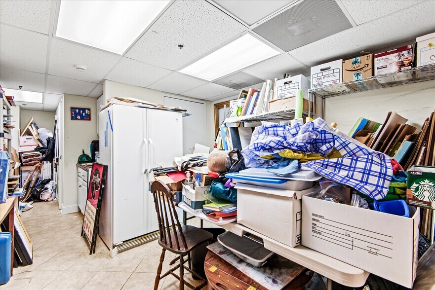 More Photos Of 100 Taylor St, Colonial Beach Storefront Retail Office For Sale