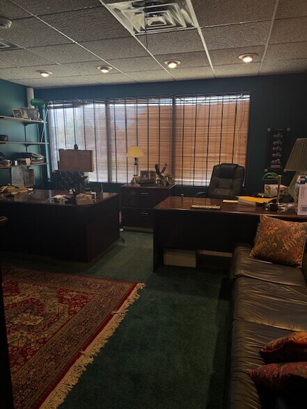 More Photos Of 1650 N Green St, Henderson General Retail For Lease