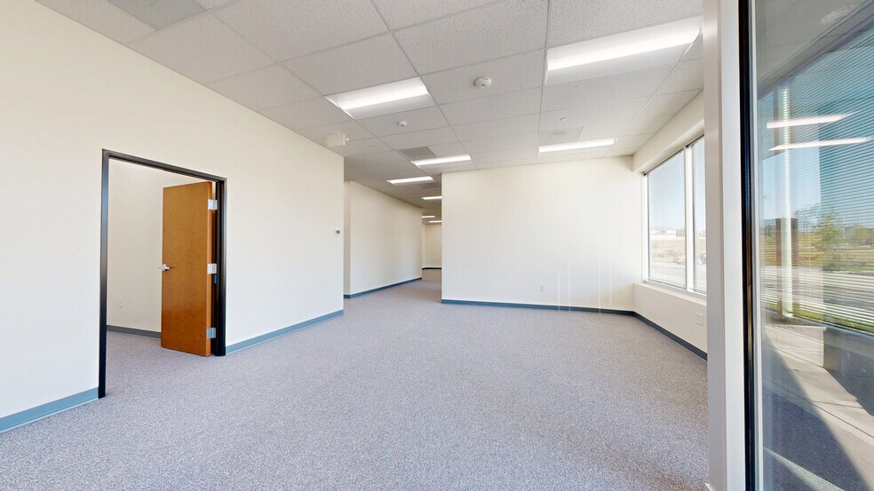 More Photos Of 5305 N Mays St, Georgetown Unknown For Lease