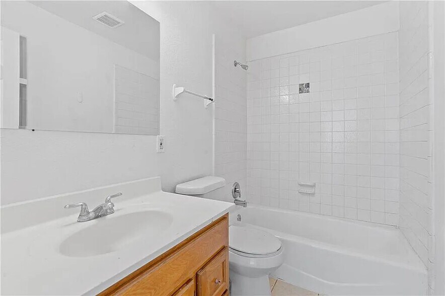 More Photos Of 8207 Sam Rayburn Dr, Austin Apartments For Sale