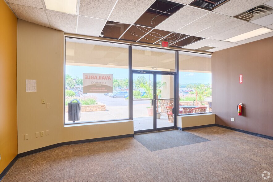 More Photos Of 1900-1925 S Clinton Ave, Rochester Unknown For Lease