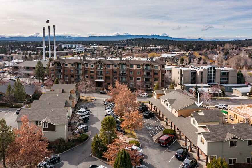 More Photos Of 376 SW Bluff Dr, Bend Office For Lease