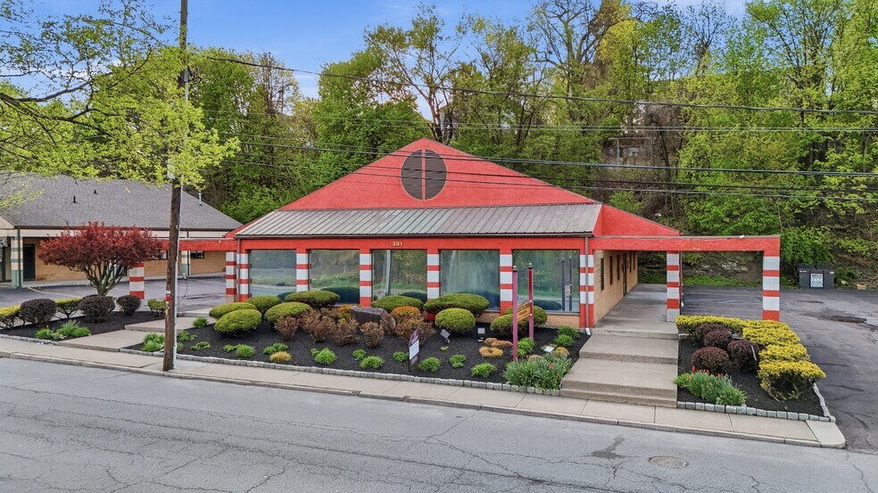 More Photos Of 381 N 9th Ave, Scranton Medical For Sale