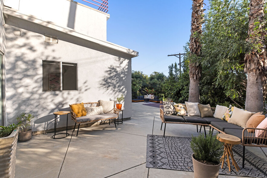 More Photos Of 1642 Elevado St, Los Angeles Multifamily For Sale