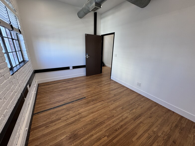 More Photos Of 6601-6613 W Sunset Blvd, Los Angeles Storefront Retail Office For Lease