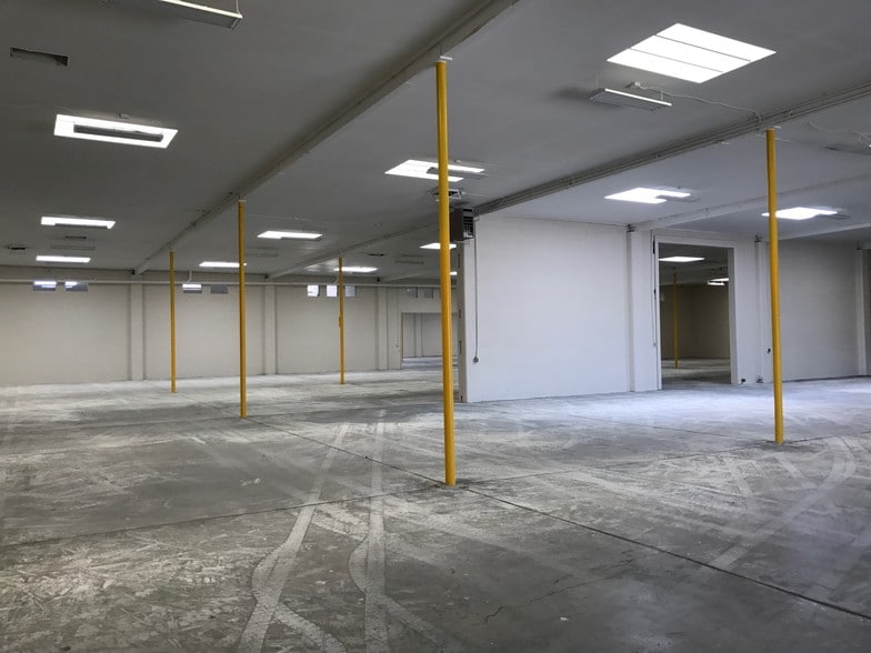 More Photos Of 920 S 500 W, Salt Lake City Manufacturing For Lease