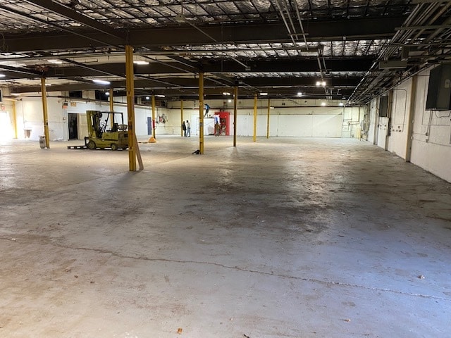 More Photos Of 57-69 E 26th St, Paterson Warehouse For Lease