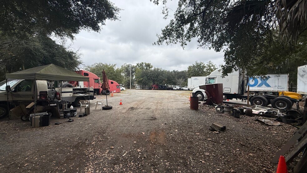 More Photos Of 3175 Walnut St, Jacksonville Land For Sale