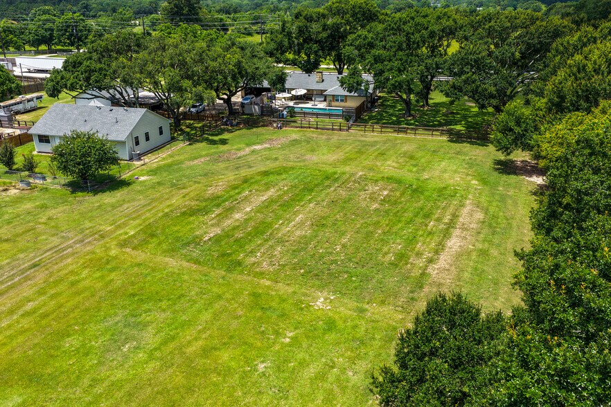 More Photos Of 18334 Mueschke Rd, Cypress Land For Sale