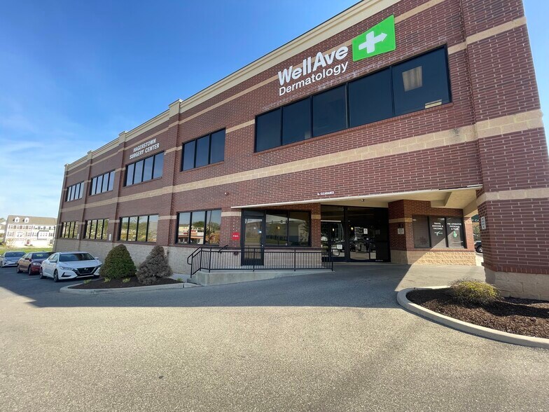 More Photos Of 11236 Robinwood Dr, Hagerstown Medical For Lease