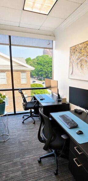 More Photos Of 3621 Vinings Slope SE, Atlanta Loft Creative Space For Sale
