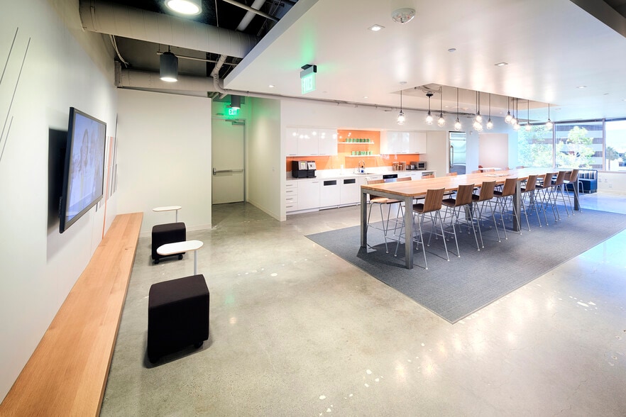 More Photos Of 10 Almaden Blvd, San Jose Office For Lease