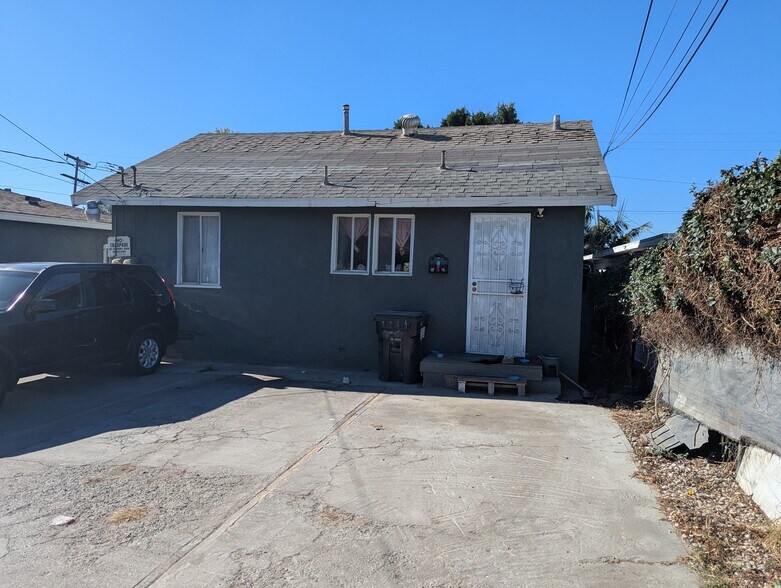 More Photos Of 9512 Croesus Ave, Los Angeles Apartments For Sale