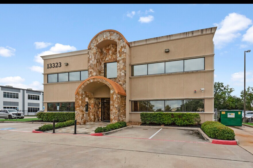 More Photos Of 13323 Dotson Rd, Houston Medical For Sale
