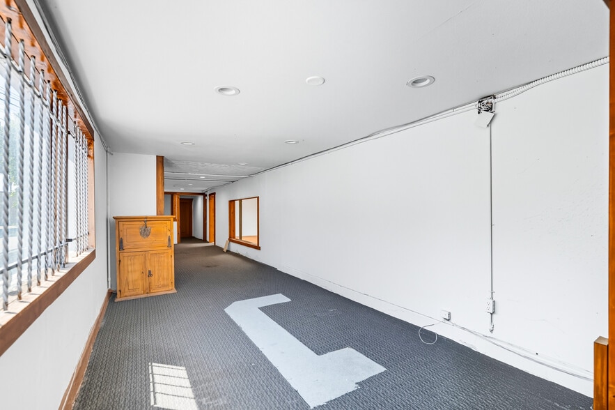 More Photos Of 11300-11320 W Pico Blvd, Los Angeles Storefront For Lease