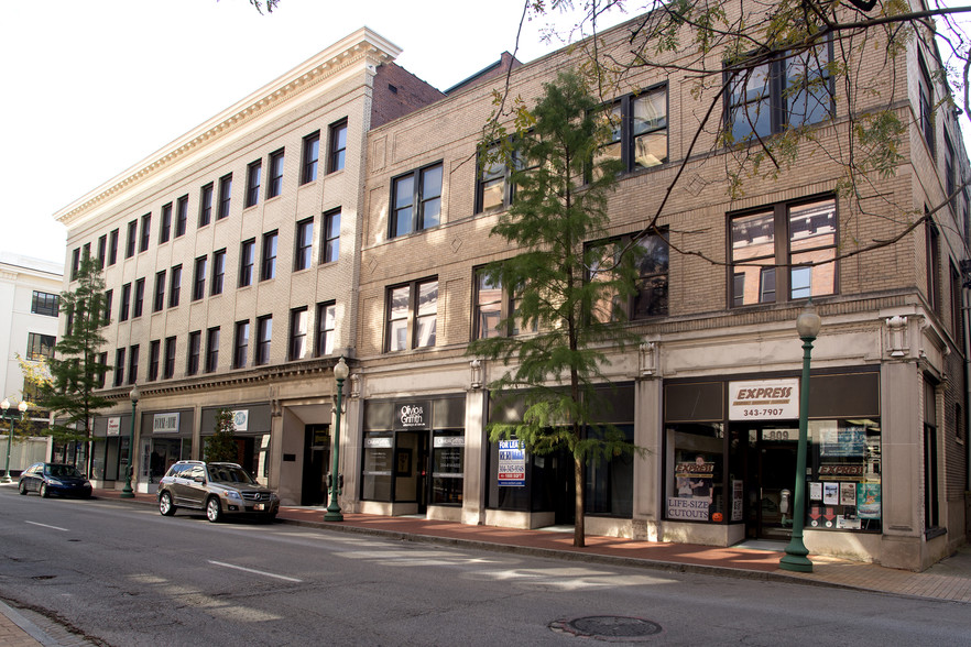 Primary Photo Of 815 Quarrier St, Charleston Office For Sale