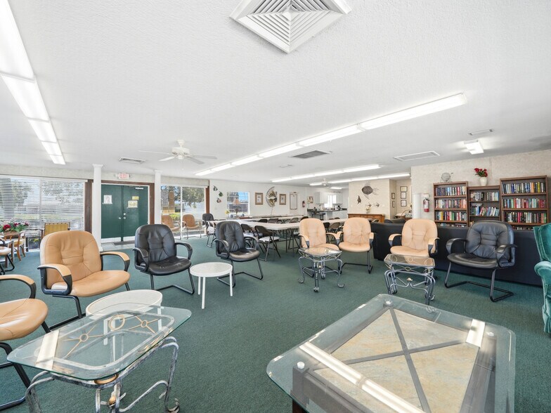 More Photos Of 601 Imperial blvd, Lakeland Specialty For Sale