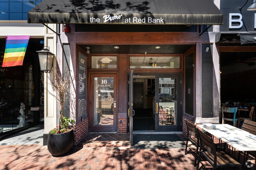 More Photos Of 14-16 Broad St, Red Bank Loft Creative Space For Lease