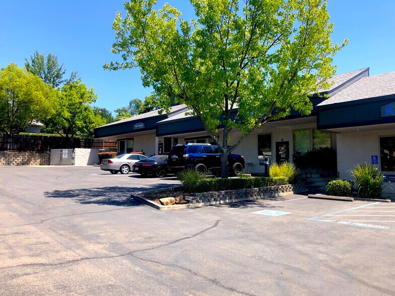 More Photos Of 6611 Folsom Auburn Rd, Folsom Office For Lease