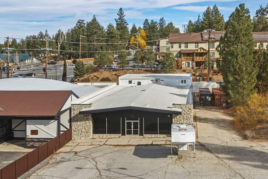 More Photos Of 735 Stocker Rd, Big Bear Lake Storefront Retail Office For Sale
