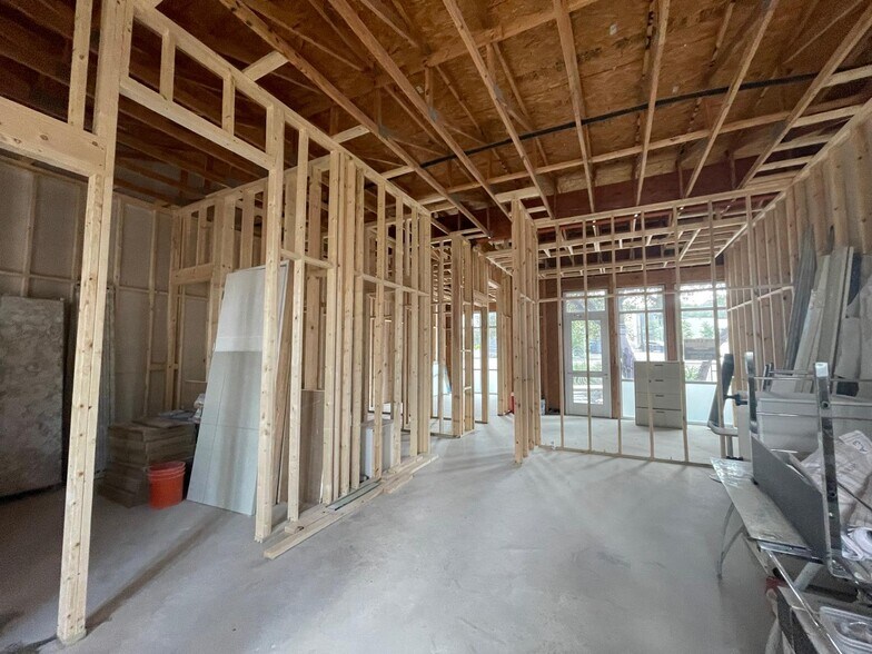 More Photos Of 23119 IH 10 W, San Antonio Office For Lease