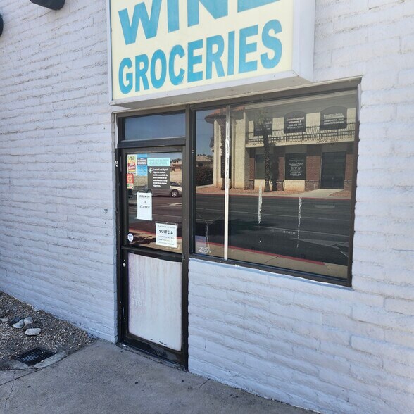 More Photos Of 35 Acoma Blvd S, Lake Havasu City Storefront Retail Office For Sale