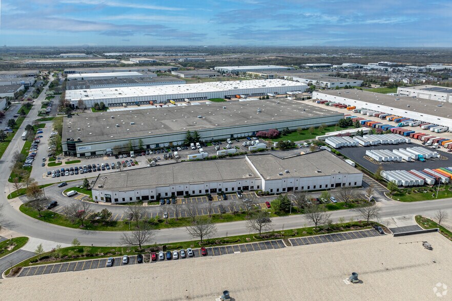 More Photos Of 1603 Rock Creek Blvd, Joliet Distribution For Lease