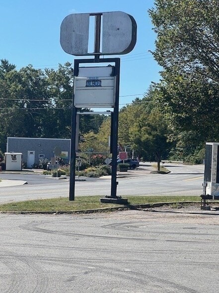 More Photos Of 413 Wareham Rd, Marion Freestanding For Sale