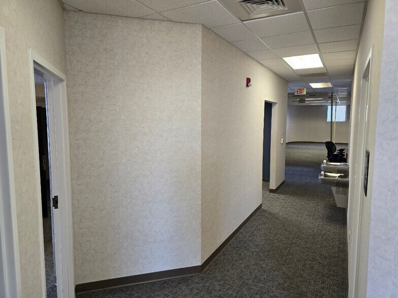 More Photos Of 1208 E Main St, Havelock Office For Sale