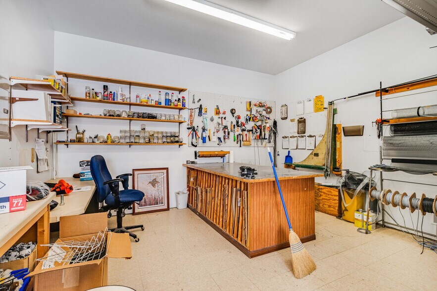 More Photos Of 101 Tanner St, Melrose Freestanding For Sale