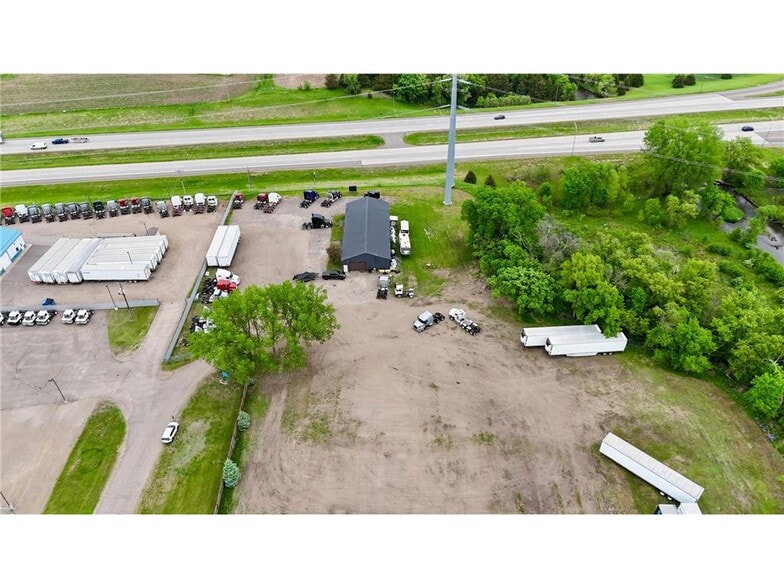 More Photos Of 20026 Empire Rd, Clearwater Warehouse For Sale