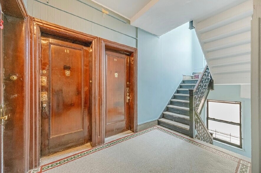 More Photos Of 2594 42nd St, Astoria Multifamily For Sale