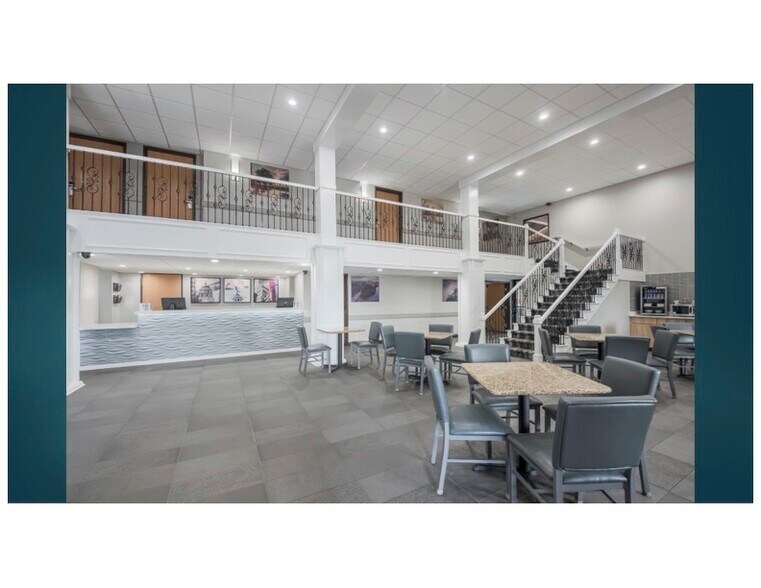 More Photos Of 2902 E DuPont Rd, Fort Wayne Hotel For Sale