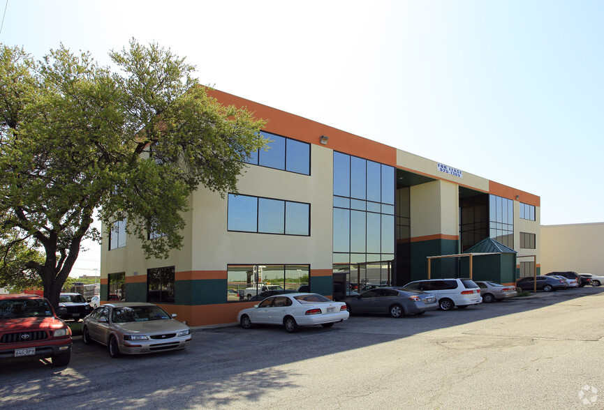 Primary Photo Of 1202 Hallmark Dr, San Antonio Office For Lease