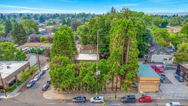 More Photos Of 2880 SE Stark St, Portland Land For Sale