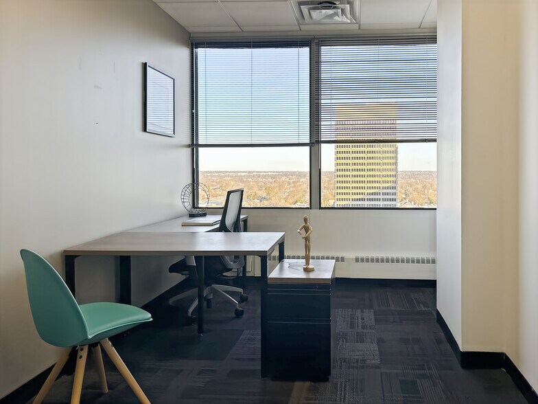 More Photos Of 7777 Bonhomme Ave, Clayton Coworking Space