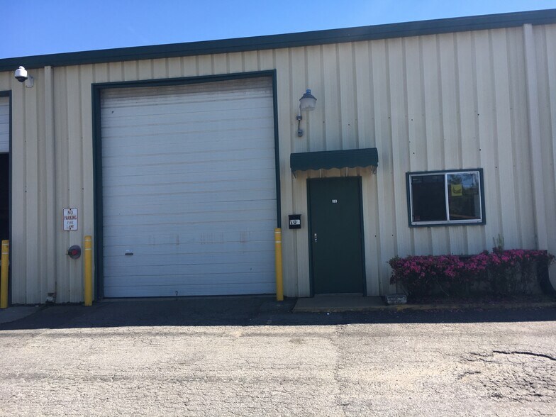 More Photos Of 493 London Bridge Rd, Virginia Beach Service For Lease