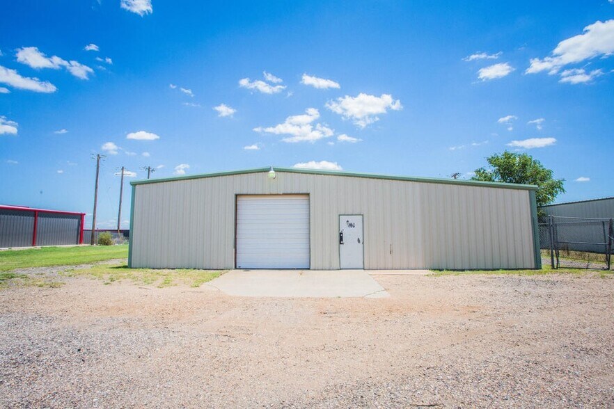 More Photos Of , Lubbock Industrial For Sale