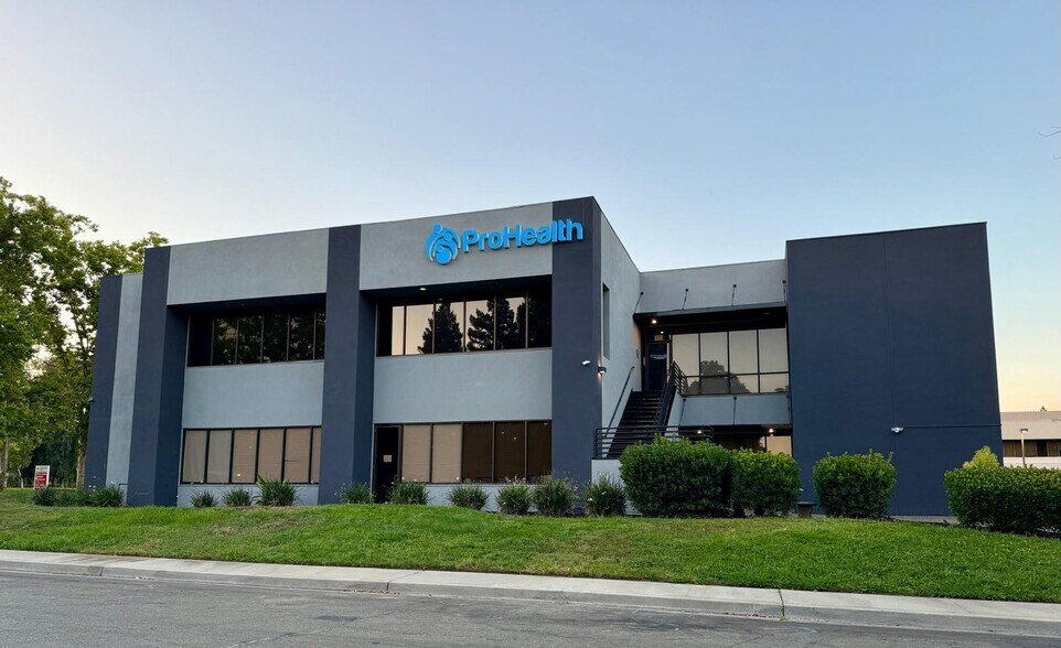 Primary Photo Of 1420 River Park Dr, Sacramento Office For Sale