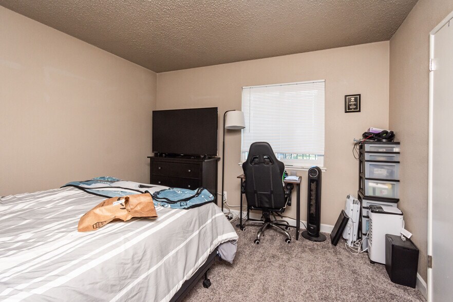 More Photos Of 162 Orr St, Auburn Apartments For Sale