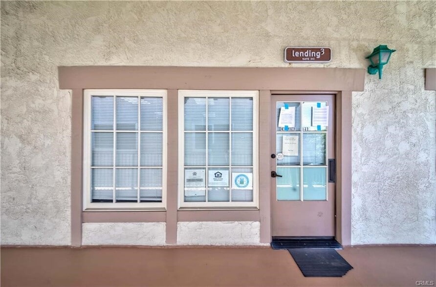 More Photos Of 17220 Newhope St, Fountain Valley Loft Creative Space For Sale